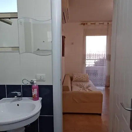 Nuredinaj * Vlorë