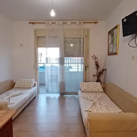 Nuredinaj Vlorë