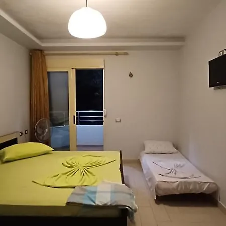 Nuredinaj Vlorë