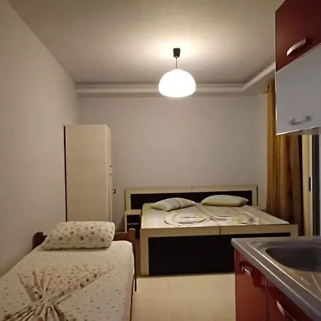Nuredinaj Vlorë